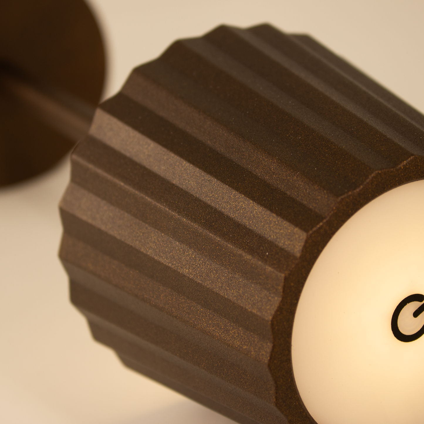 Hisar Rechargeable Table Lamp
